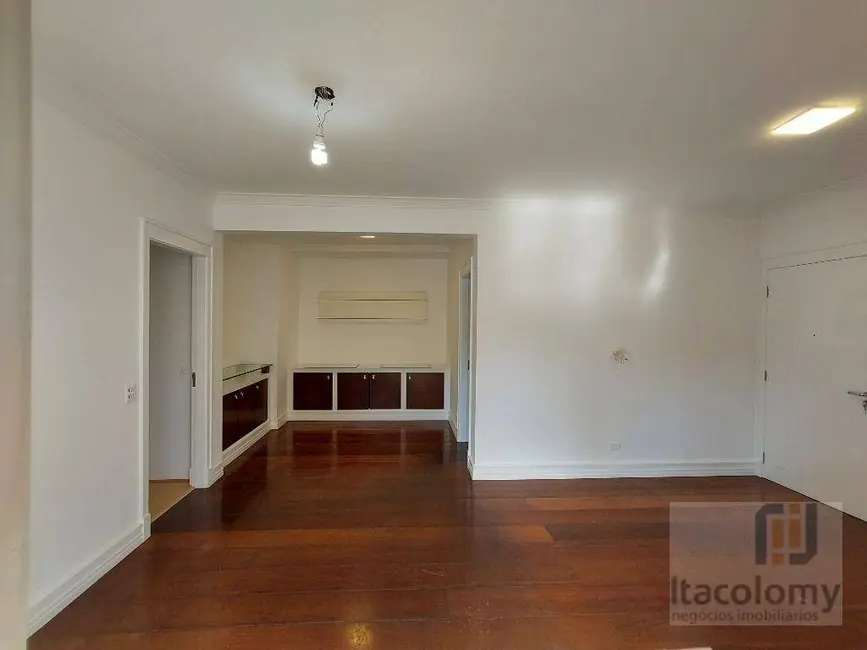 Apartamento com 3 quartos à venda, 110m2 em Alphaville Industrial, Barueri - SP - imagem 8 Foto 8 de Apartamento com 3 quartos à venda, 110m2 em Alphaville Industrial, Barueri - SP