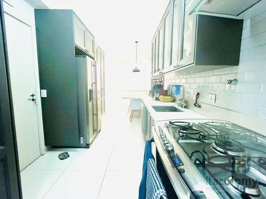 Apartamento com 3 quartos à venda, 201m2 em Tamboré, Barueri - SP - imagem 7 Foto 7 de Apartamento com 3 quartos à venda, 201m2 em Tamboré, Barueri - SP