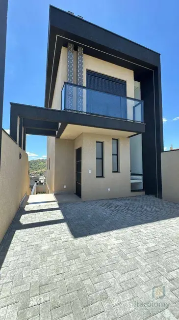 Foto 3 de Casa de Condomínio com 3 quartos à venda, 178m2 em Santana De Parnaiba - SP