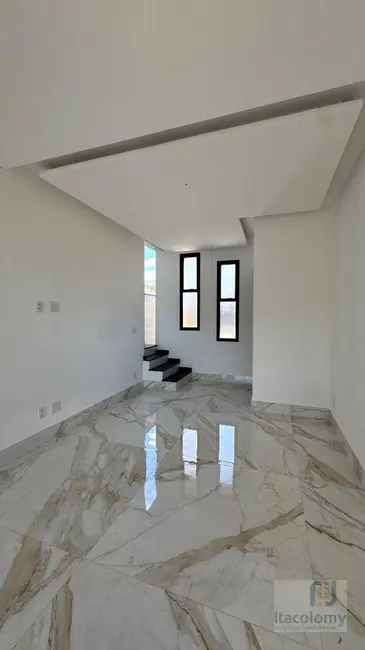 Foto 5 de Casa de Condomínio com 3 quartos à venda, 178m2 em Santana De Parnaiba - SP