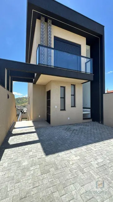 Foto 1 de Casa de Condomínio com 3 quartos à venda, 178m2 em Santana De Parnaiba - SP