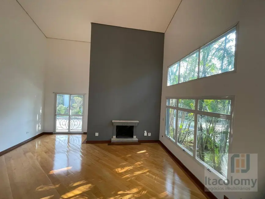 Foto 2 de Casa de Condomínio com 5 quartos para alugar, 560m2 em Barueri - SP