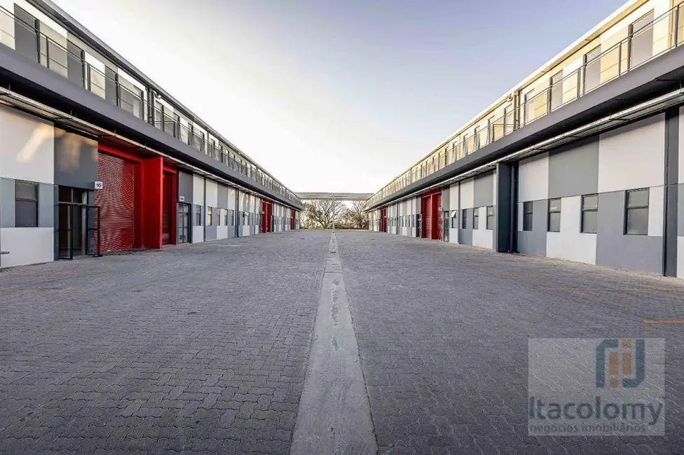 Foto 1 de Armazém / Galpão para alugar, 675m2 em Tamboré, Barueri - SP