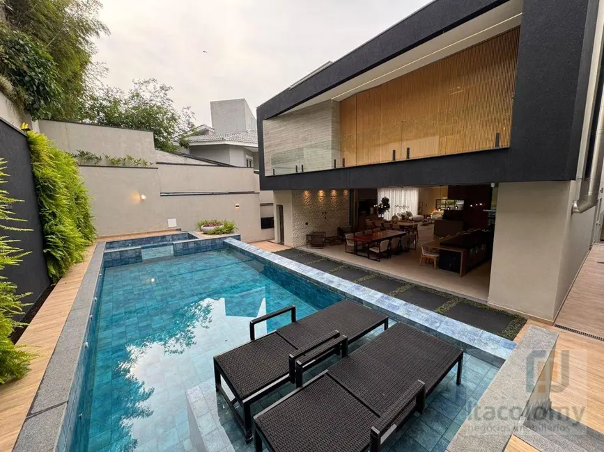 Foto 1 de Casa de Condomínio com 5 quartos à venda, 560m2 em Santana De Parnaiba - SP