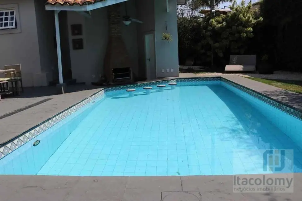 Foto 3 de Casa de Condomínio com 5 quartos à venda e para alugar, 714m2 em Santana De Parnaiba - SP