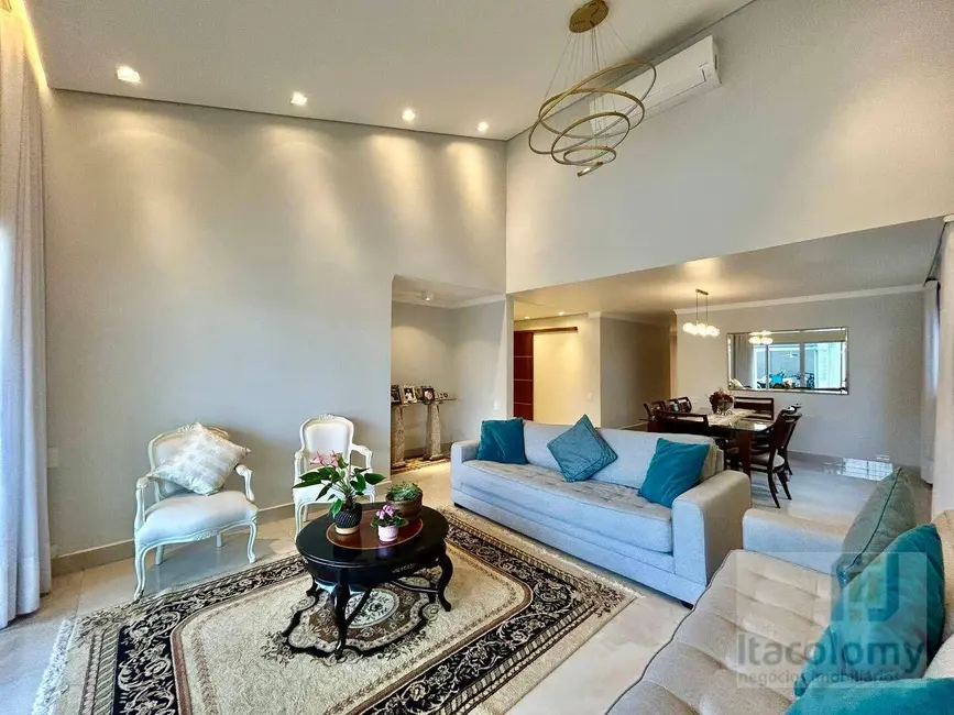 Foto 3 de Casa de Condomínio com 3 quartos à venda, 565m2 em Barueri - SP