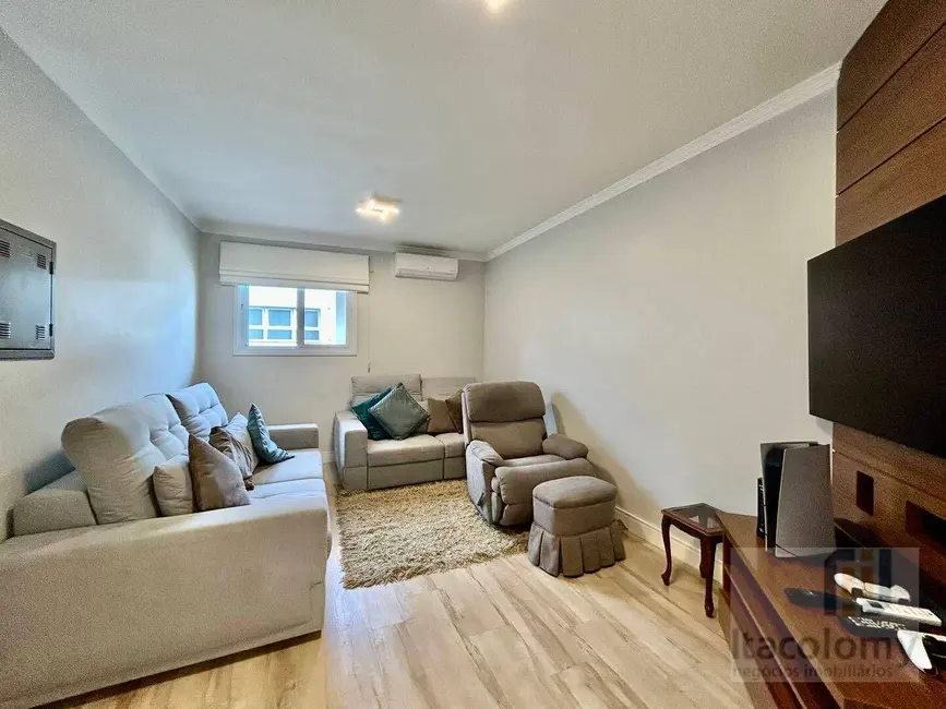 Foto 4 de Casa de Condomínio com 3 quartos à venda, 565m2 em Barueri - SP