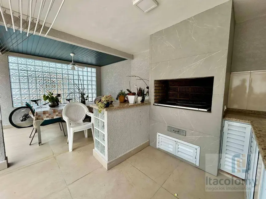 Foto 5 de Casa de Condomínio com 3 quartos à venda, 565m2 em Barueri - SP