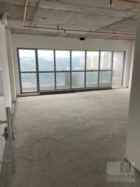 Foto 4 de Sala Comercial à venda, 54m2 em Empresarial 18 do Forte, Barueri - SP