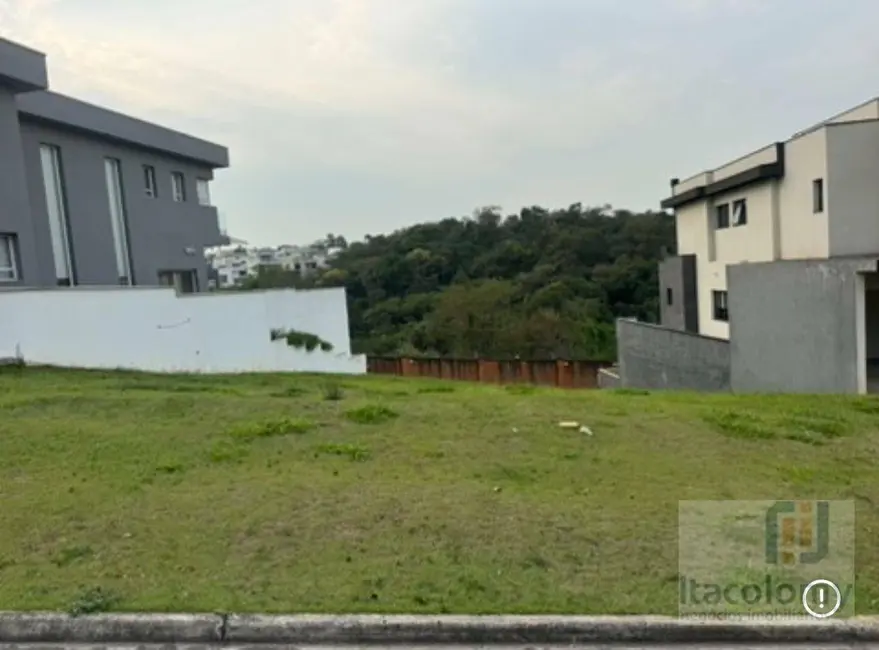 Foto 1 de Terreno / Lote à venda, 558m2 em Santana De Parnaiba - SP