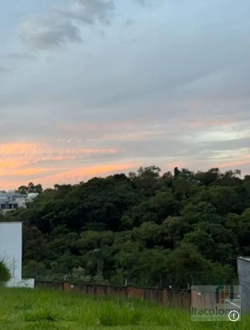 Foto 4 de Terreno / Lote à venda, 558m2 em Santana De Parnaiba - SP