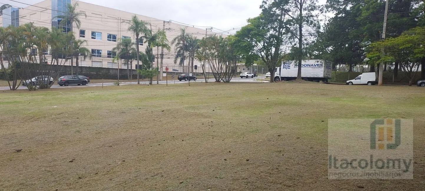 Terreno / Lote à venda e para alugar, 1746m2 em Tamboré, Barueri - SP - imagem 2 Foto 2 de Terreno / Lote à venda e para alugar, 1746m2 em Tamboré, Barueri - SP