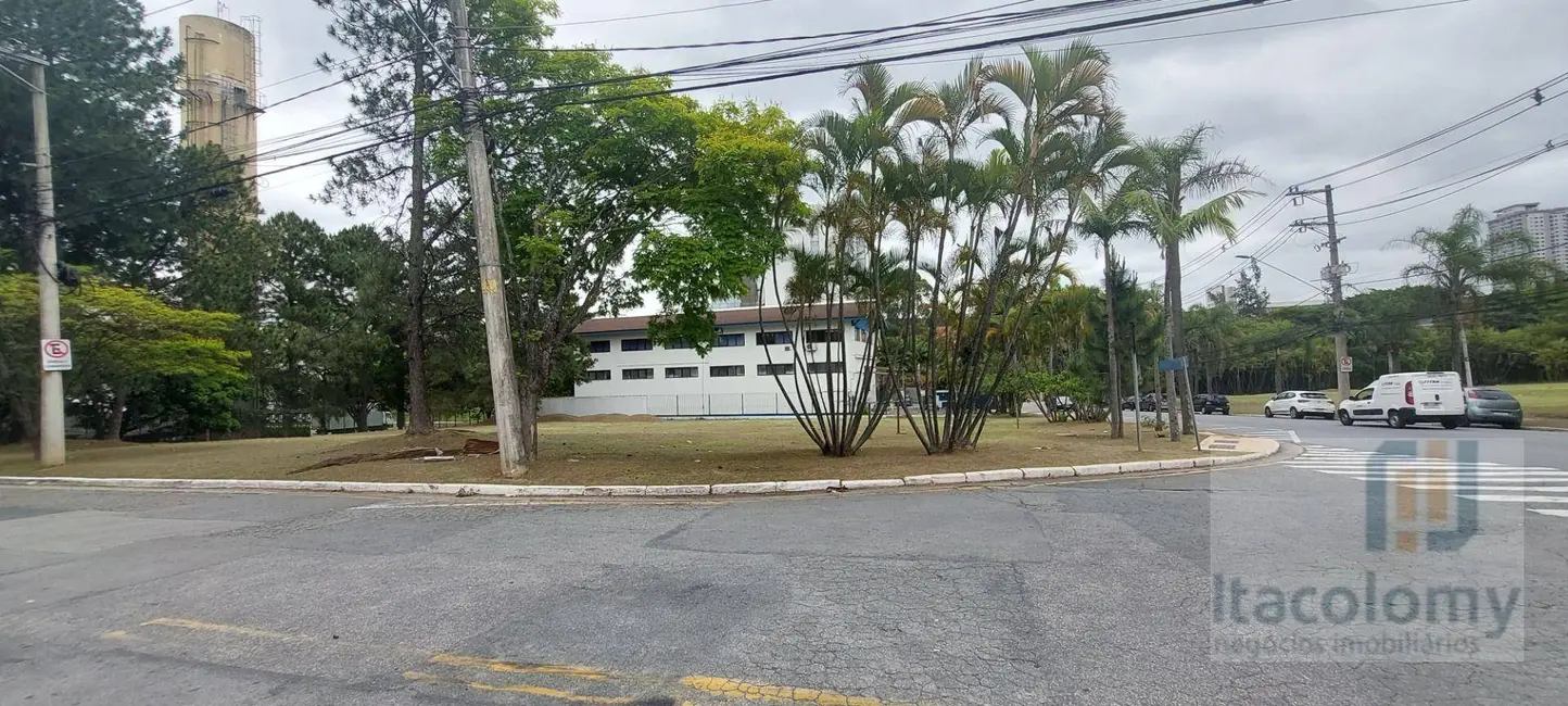Terreno / Lote à venda e para alugar, 1746m2 em Tamboré, Barueri - SP - imagem 6 Foto 6 de Terreno / Lote à venda e para alugar, 1746m2 em Tamboré, Barueri - SP