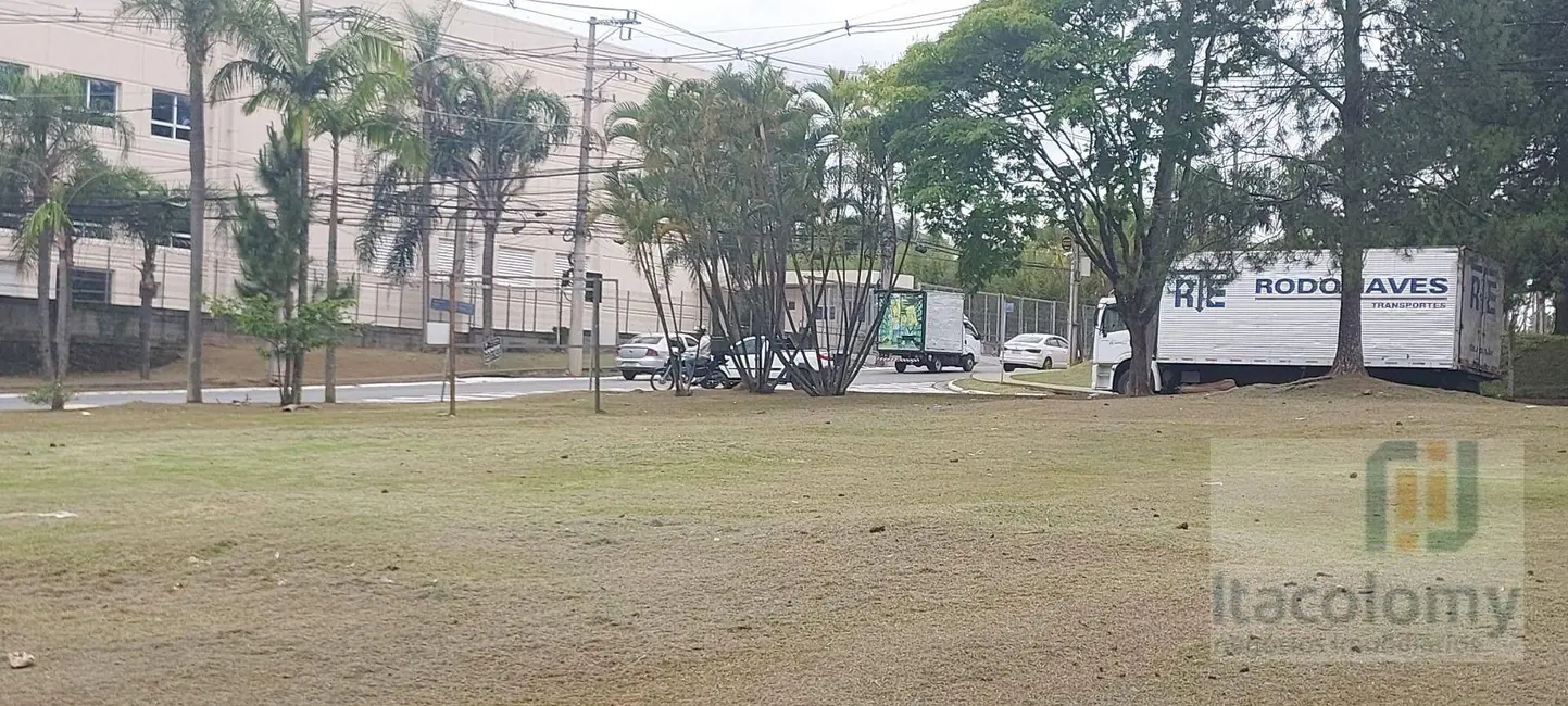 Terreno / Lote à venda e para alugar, 1746m2 em Tamboré, Barueri - SP - imagem 3 Foto 3 de Terreno / Lote à venda e para alugar, 1746m2 em Tamboré, Barueri - SP