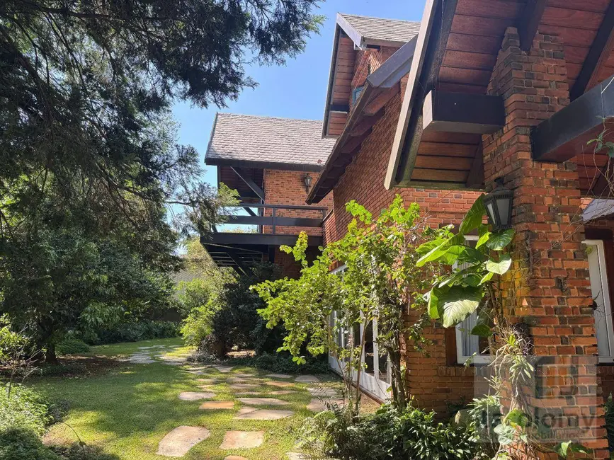 Casa de Condomínio com 4 quartos à venda, 3340m2 em Residencial Tamboré, Barueri - SP - imagem 8 Foto 8 de Casa de Condomínio com 4 quartos à venda, 3340m2 em Residencial Tamboré, Barueri - SP