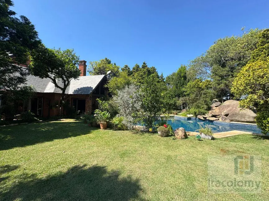 Casa de Condomínio com 4 quartos à venda, 3340m2 em Residencial Tamboré, Barueri - SP - imagem 6 Foto 6 de Casa de Condomínio com 4 quartos à venda, 3340m2 em Residencial Tamboré, Barueri - SP