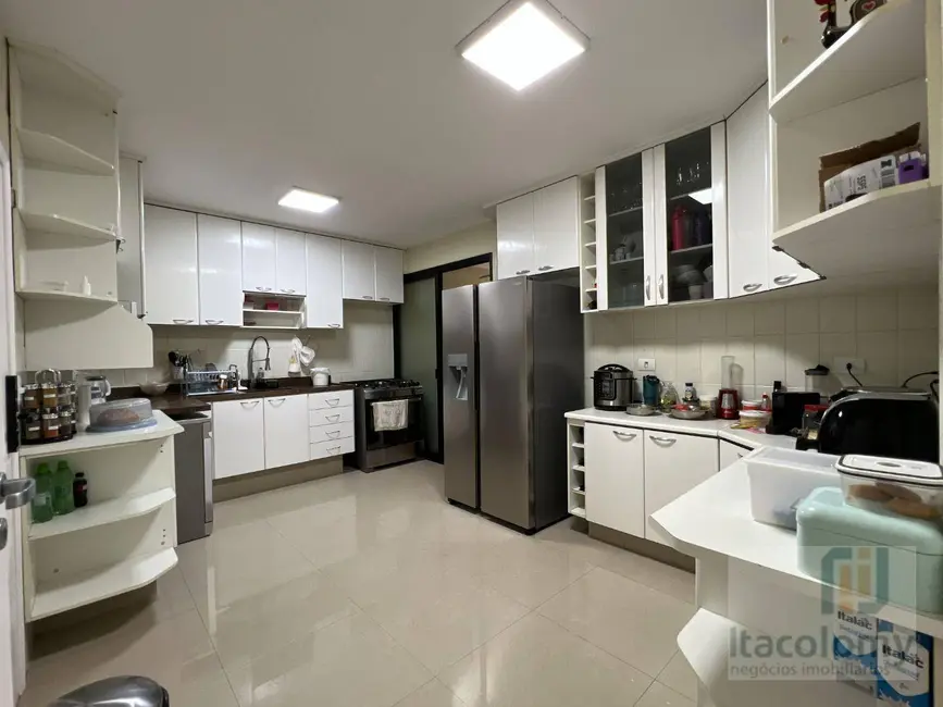 Foto 3 de Apartamento com 3 quartos à venda, 162m2 em Alphaville Industrial, Barueri - SP