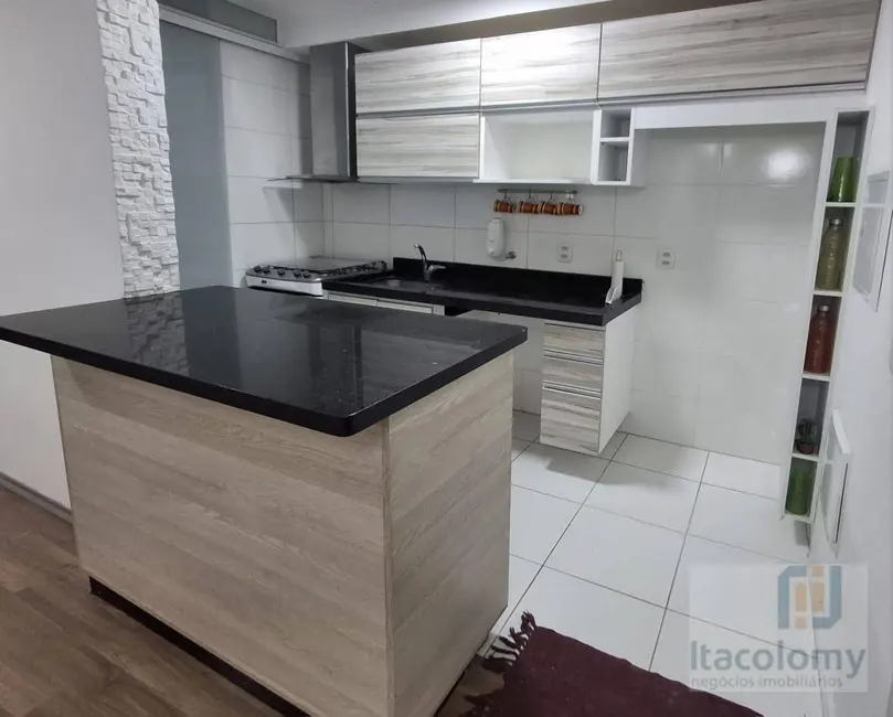 Apartamento com 2 quartos à venda, 68m2 em Jardim Tupanci, Barueri - SP - imagem 3 Foto 3 de Apartamento com 2 quartos à venda, 68m2 em Jardim Tupanci, Barueri - SP