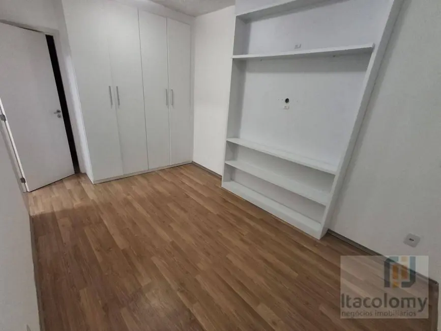 Apartamento com 2 quartos à venda, 68m2 em Jardim Tupanci, Barueri - SP - imagem 2 Foto 2 de Apartamento com 2 quartos à venda, 68m2 em Jardim Tupanci, Barueri - SP