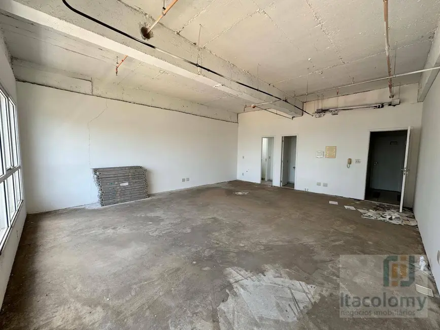 Sala Comercial para alugar, 51m2 em Alphaville Conde II, Barueri - SP - imagem 5 Foto 5 de Sala Comercial para alugar, 51m2 em Alphaville Conde II, Barueri - SP