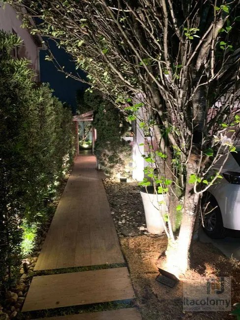 Foto 9 de Casa de Condomínio com 3 quartos à venda e para alugar, 180m2 em Tamboré, Santana De Parnaiba - SP