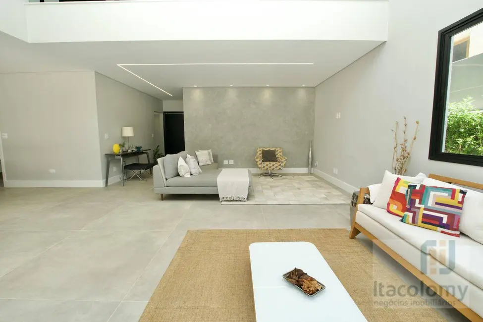 Casa de Condomínio com 3 quartos à venda, 374m2 em Santana De Parnaiba - SP - imagem 6 Foto 6 de Casa de Condomínio com 3 quartos à venda, 374m2 em Santana De Parnaiba - SP