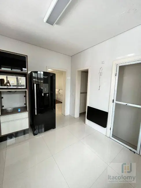 Foto 6 de Casa de Condomínio com 4 quartos à venda, 380m2 em Santana De Parnaiba - SP