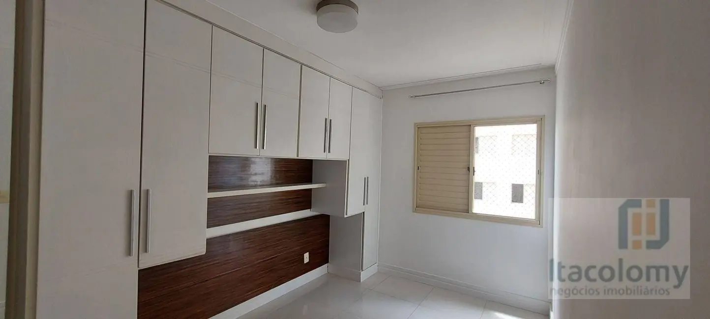 Apartamento com 3 quartos para alugar, 90m2 em Santana De Parnaiba - SP - imagem 6 Foto 6 de Apartamento com 3 quartos para alugar, 90m2 em Santana De Parnaiba - SP
