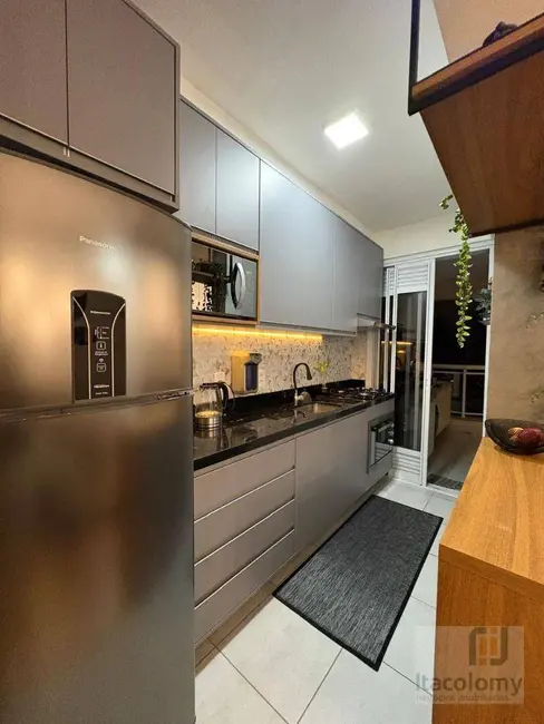 Apartamento com 3 quartos à venda, 89m2 em Empresarial 18 do Forte, Barueri - SP - imagem 5 Foto 5 de Apartamento com 3 quartos à venda, 89m2 em Empresarial 18 do Forte, Barueri - SP