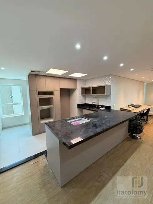 Foto 7 de Sala Comercial à venda, 126m2 em Alphaville Industrial, Barueri - SP