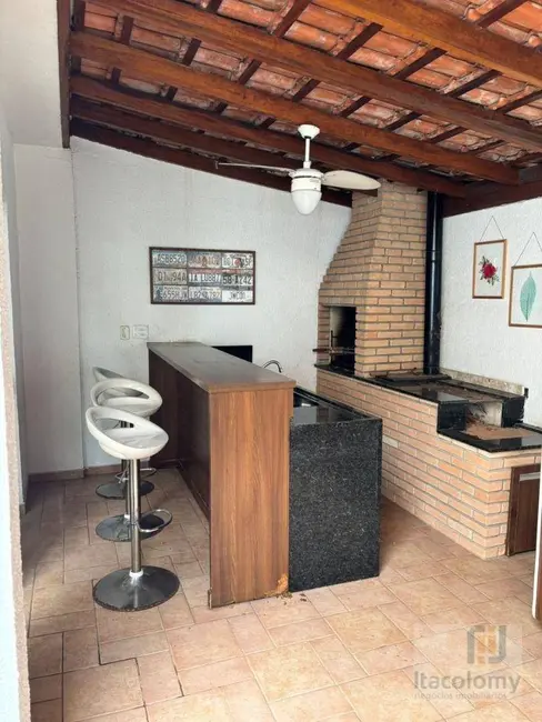 Foto 4 de Casa de Condomínio com 3 quartos à venda, 220m2 em Santana De Parnaiba - SP