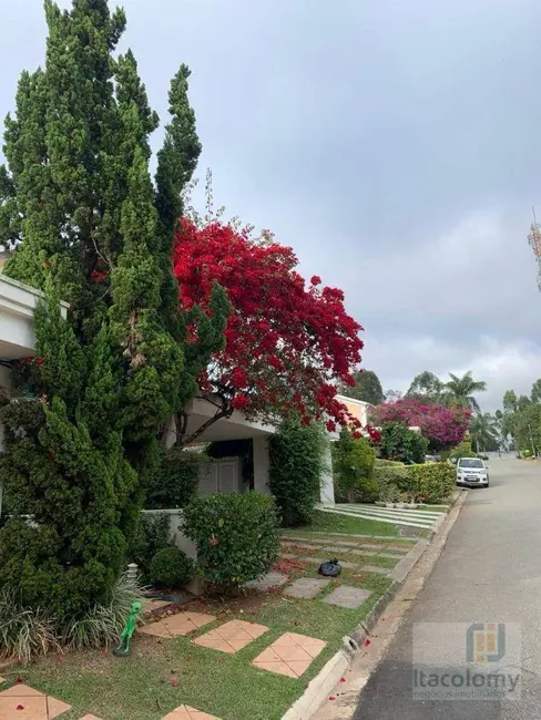 Foto 2 de Casa de Condomínio com 3 quartos à venda, 220m2 em Santana De Parnaiba - SP