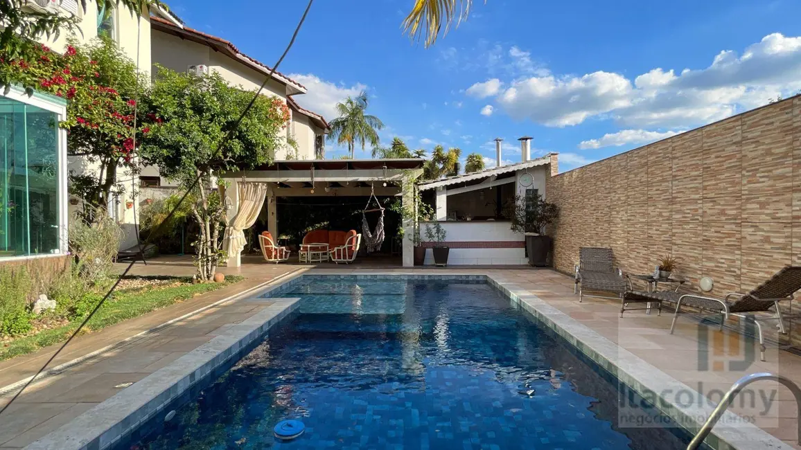 Foto 1 de Casa de Condomínio com 4 quartos à venda, 510m2 em Santana De Parnaiba - SP