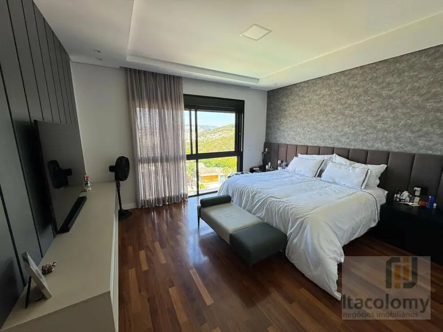 Foto 5 de Casa de Condomínio com 4 quartos à venda, 550m2 em Tamboré, Santana De Parnaiba - SP