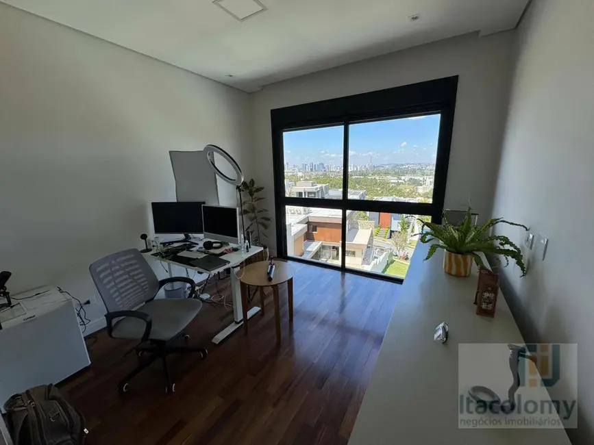 Foto 6 de Casa de Condomínio com 4 quartos à venda, 550m2 em Tamboré, Santana De Parnaiba - SP