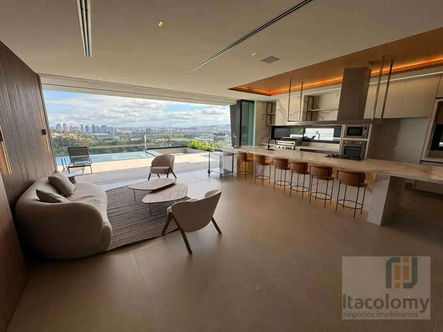 Casa de Condomínio com 4 quartos à venda, 525m2 em Tamboré, Santana De Parnaiba - SP - imagem 3 Foto 3 de Casa de Condomínio com 4 quartos à venda, 525m2 em Tamboré, Santana De Parnaiba - SP