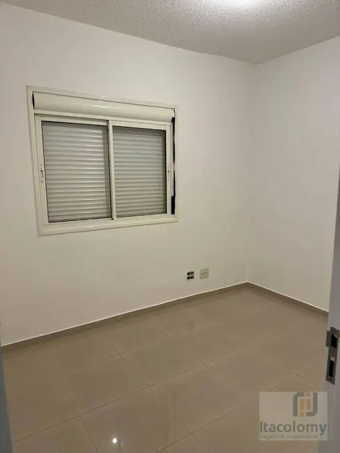 Apartamento com 2 quartos para alugar, 76m2 em Jardim Tupanci, Barueri - SP - imagem 4 Foto 4 de Apartamento com 2 quartos para alugar, 76m2 em Jardim Tupanci, Barueri - SP