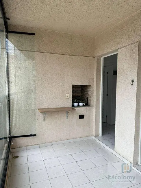 Apartamento com 2 quartos para alugar, 76m2 em Jardim Tupanci, Barueri - SP - imagem 7 Foto 7 de Apartamento com 2 quartos para alugar, 76m2 em Jardim Tupanci, Barueri - SP