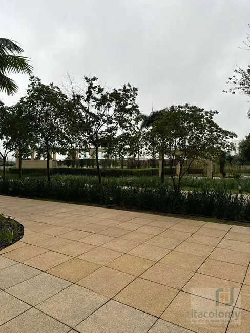 Apartamento com 2 quartos para alugar, 76m2 em Jardim Tupanci, Barueri - SP - imagem 2 Foto 2 de Apartamento com 2 quartos para alugar, 76m2 em Jardim Tupanci, Barueri - SP