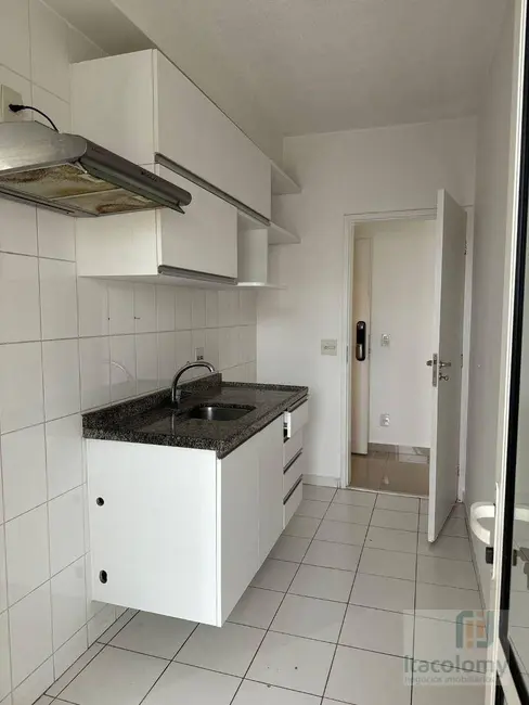 Apartamento com 2 quartos para alugar, 76m2 em Jardim Tupanci, Barueri - SP - imagem 3 Foto 3 de Apartamento com 2 quartos para alugar, 76m2 em Jardim Tupanci, Barueri - SP