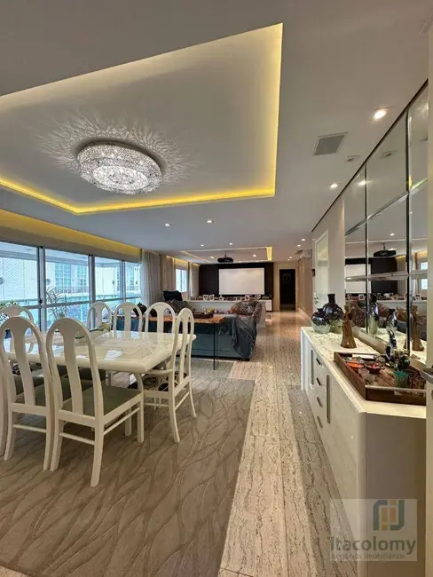 Foto 3 de Apartamento com 3 quartos à venda e para alugar, 235m2 em Alphaville Industrial, Barueri - SP