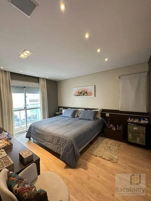 Foto 9 de Apartamento com 3 quartos à venda e para alugar, 235m2 em Alphaville Industrial, Barueri - SP