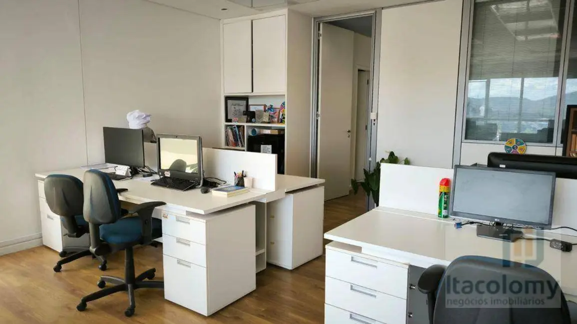 Foto 6 de Sala Comercial para alugar, 80m2 em Alphaville Conde II, Barueri - SP