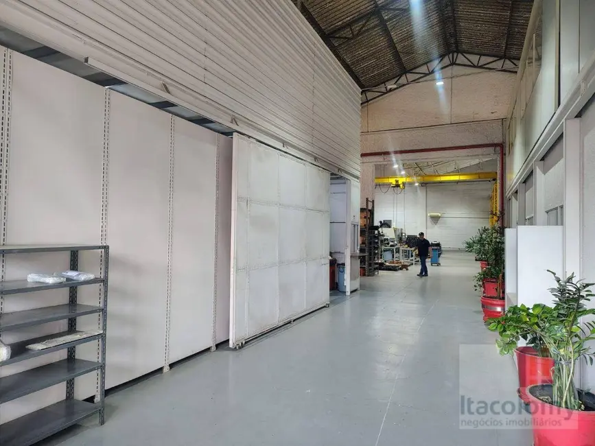 Foto 6 de Armazém / Galpão para alugar, 1311m2 em Alphaville Industrial, Barueri - SP