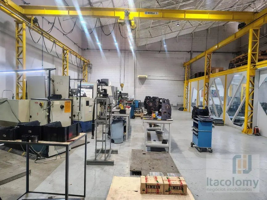 Foto 1 de Armazém / Galpão para alugar, 1311m2 em Alphaville Industrial, Barueri - SP