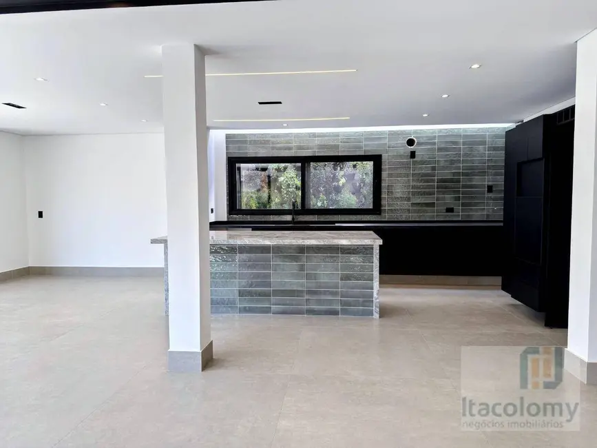 Casa de Condomínio com 4 quartos à venda, 360m2 em Santana De Parnaiba - SP - imagem 7 Foto 7 de Casa de Condomínio com 4 quartos à venda, 360m2 em Santana De Parnaiba - SP