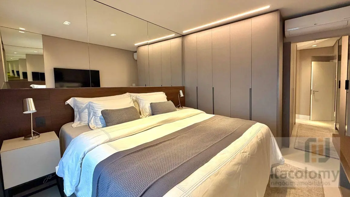 Foto 4 de Apartamento com 3 quartos à venda, 144m2 em Alphaville Empresarial, Barueri - SP