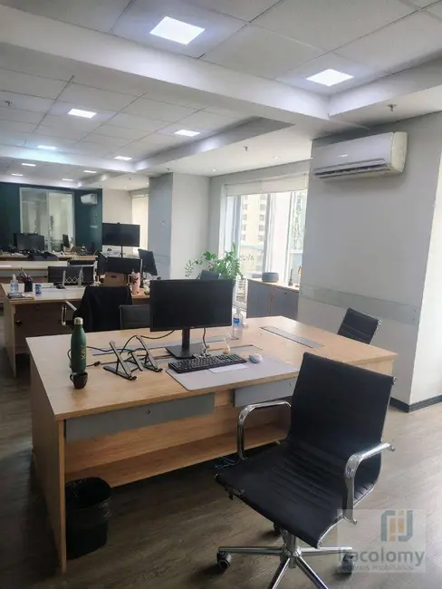 Foto 9 de Sala Comercial para alugar, 171m2 em Alphaville Empresarial, Barueri - SP