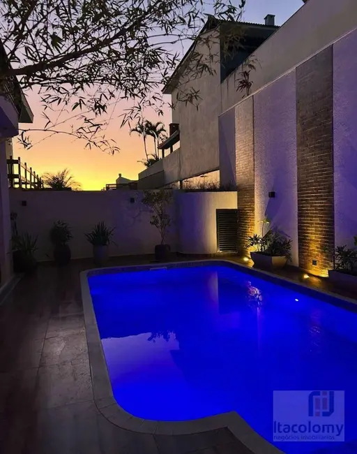 Foto 5 de Casa de Condomínio com 4 quartos à venda, 360m2 em Santana De Parnaiba - SP