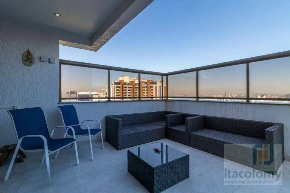 Foto 2 de Cobertura com 4 quartos à venda e para alugar, 200m2 em Alphaville Industrial, Barueri - SP